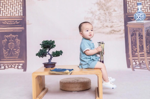永安孕妇肚子上的黑线